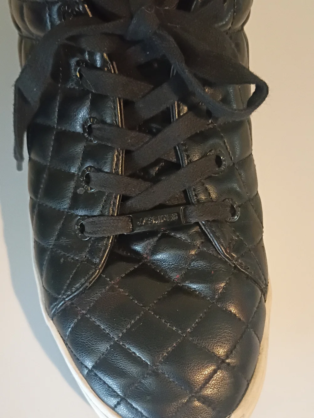 J/Slides NYC Quilted Leather Sneakers Super Comfortable